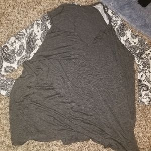 Charlotte russe v neck raglan